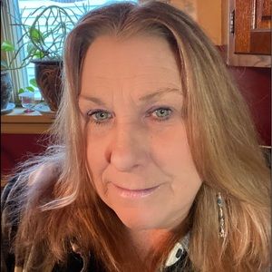 Meet your Posher, Chrissy